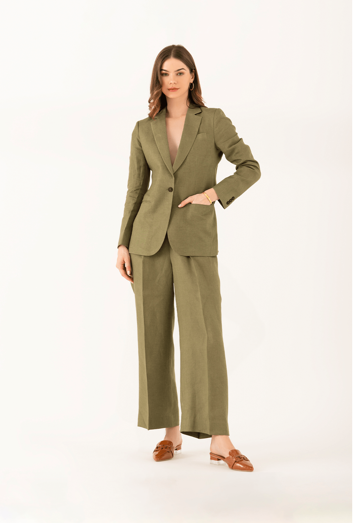Tailored Linen Trouser in Oat | Sustainable Fashion for Petite Women –  Petite Femme